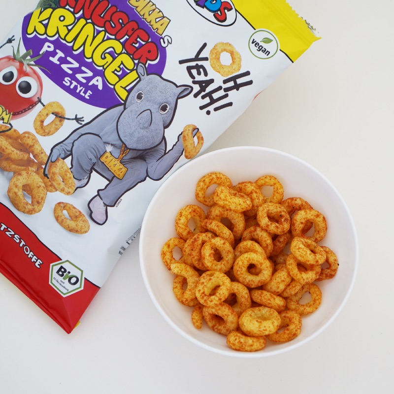 Freche Freunde(フレッヒェフロインデ)サクサクリングスナック ピザ味 小学生向け 70gの中身